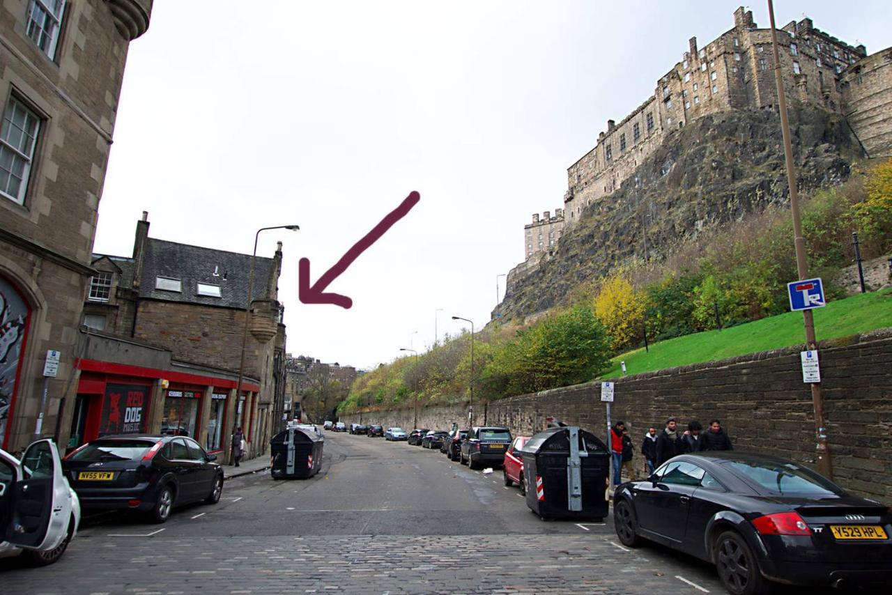 Joivy Unique Old Town Stay Under Edinburgh Castle מראה חיצוני תמונה